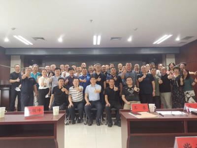 金迪企業(yè)集團(tuán)董事會(huì)換屆工作順利完成，金迪進(jìn)入新的時(shí)代！